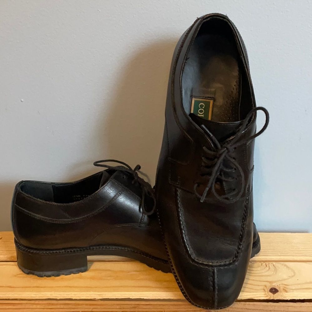 Like New!  Cole Hann  Black Loafers